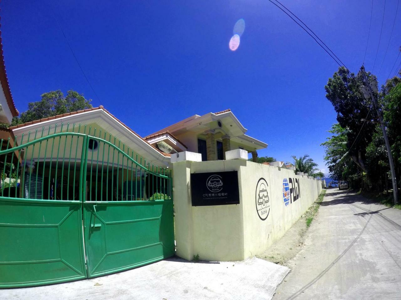 C气泡潜水度假村 C Bubble Diving Resort Dumaguete City Esterno foto