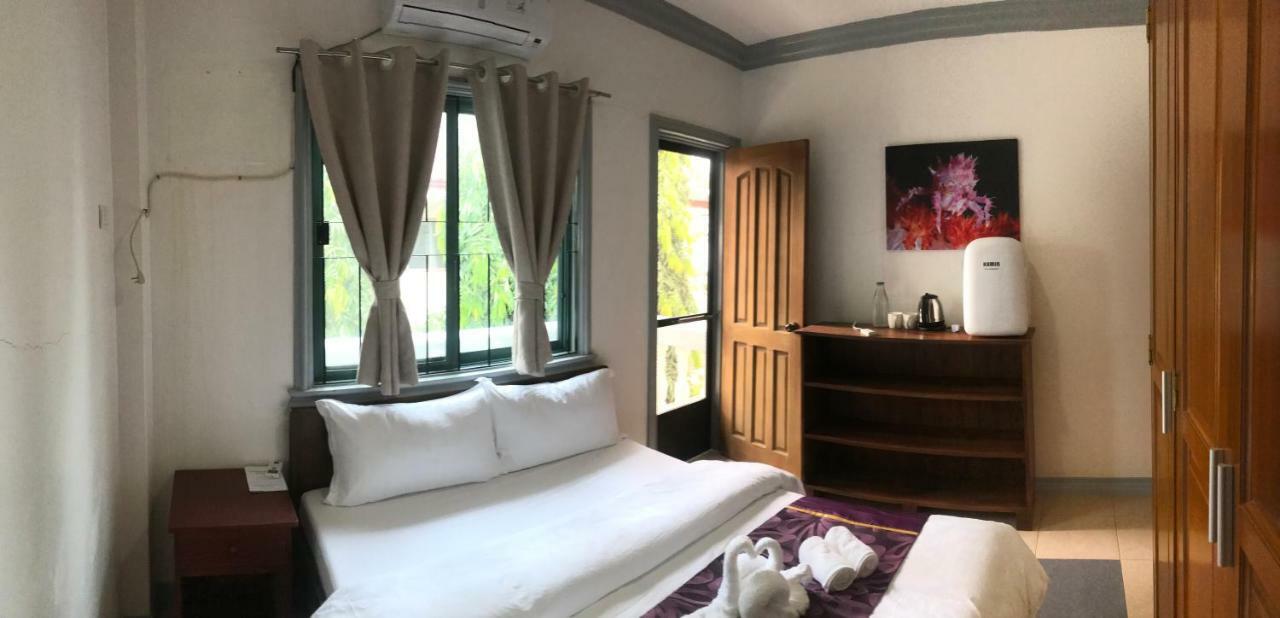 C气泡潜水度假村 C Bubble Diving Resort Dumaguete City Esterno foto